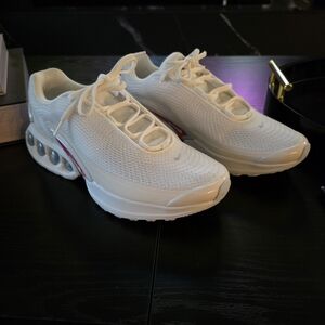 Nike White and Red Men's Sneakers